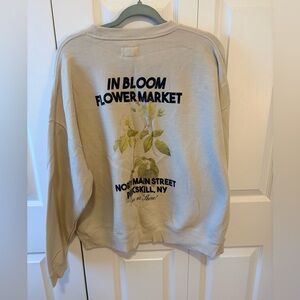 AE “In Bloom Flower Market” Graphic Sweatshirt